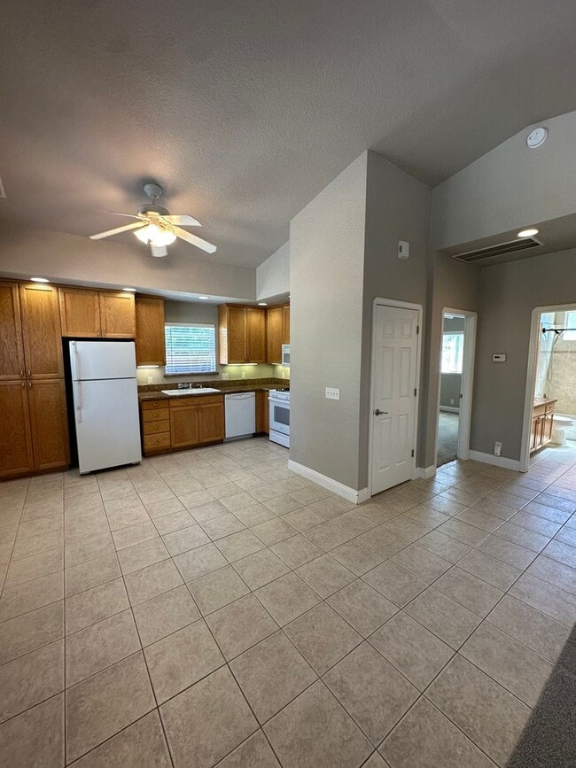 Photo - Charming 2 bed 1 bath home with modern amenities in prime downtown location!