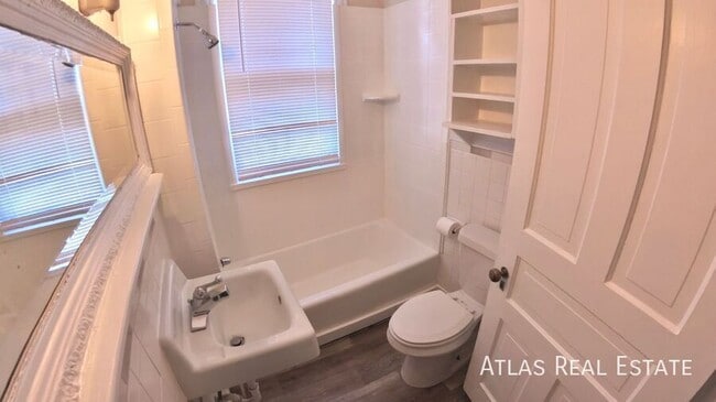 Photo - 604 N Weber St Unit 1