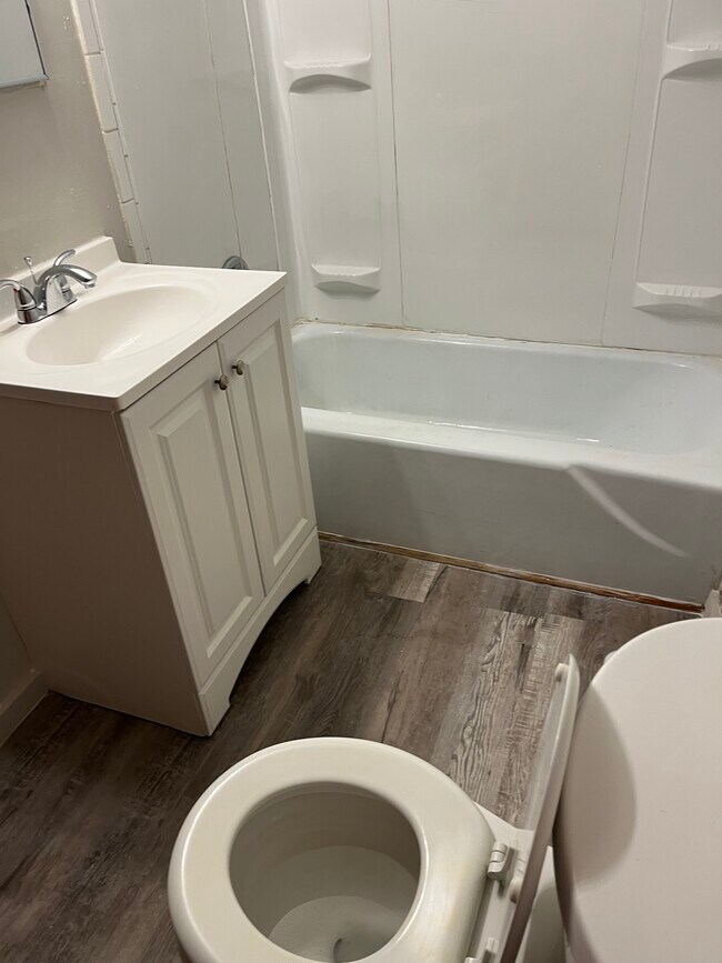 Photo - 38-40 Sanford Street Unidad BASEMENT