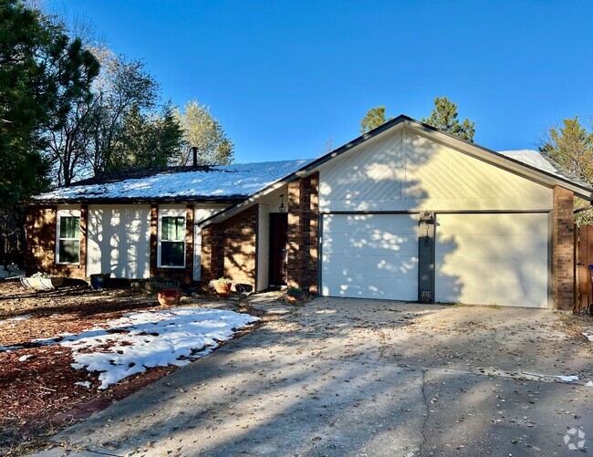 Building Photo - Beautiful Ranch Home in Briargate