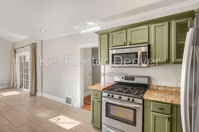 Photo - 1414 N Clarkson St