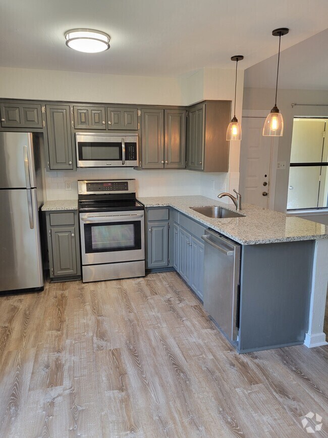 Building Photo - 20700 Bonanza St Unit D Rental