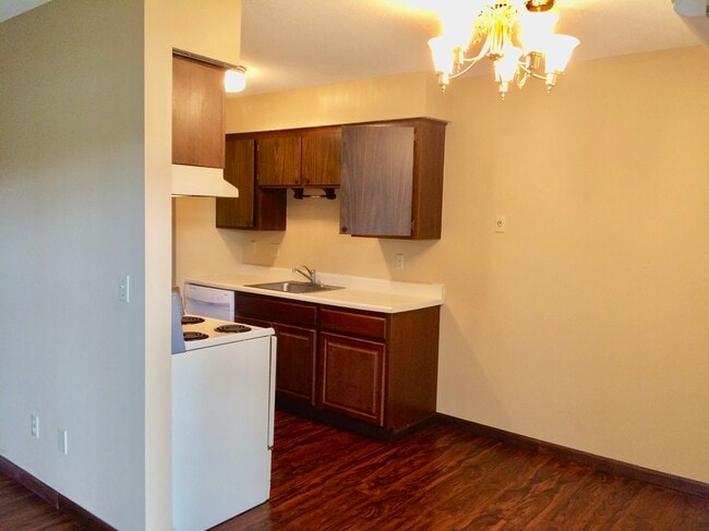 Photo - 901 11th Ave S Unit 901 11th Avenue South 4