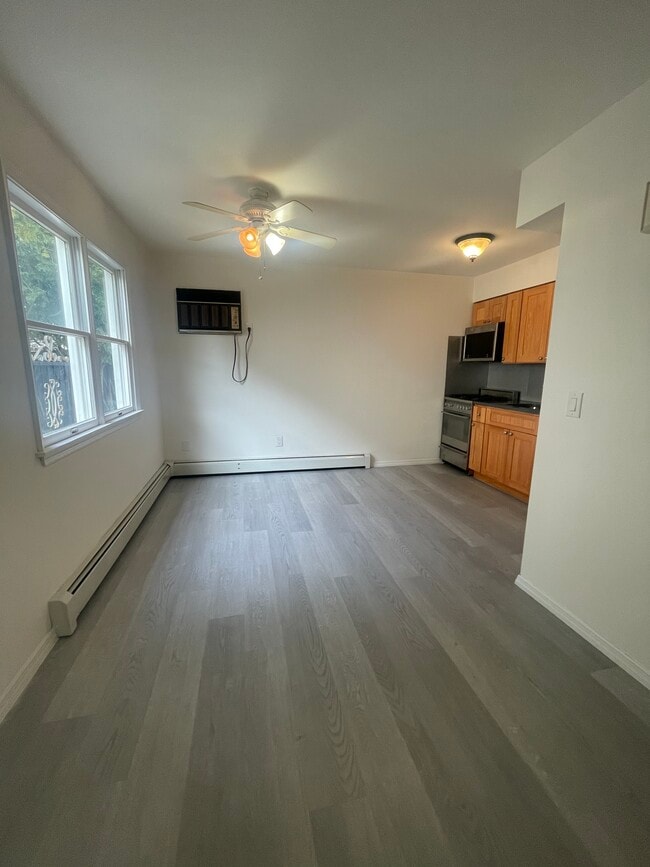 Livingroom/kitchen - 111 Radigan Ave Unit 1
