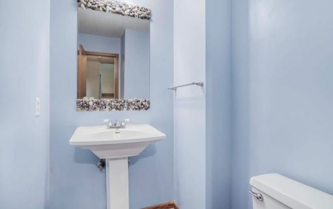 Photo - 3727 NE Colonial Dr