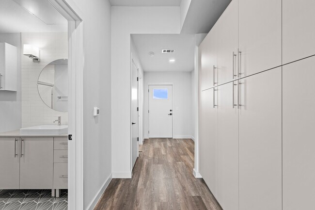 Photo - 4004 Banister Ln Unit 309