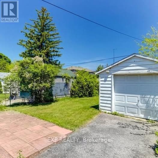 Photo - 11 Fairside Ave