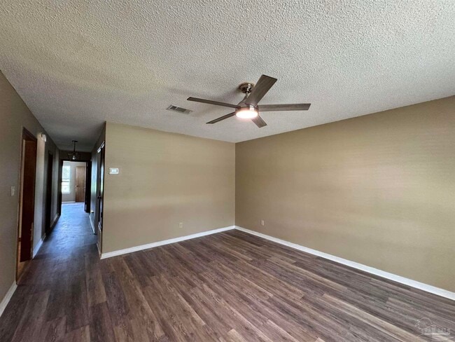 Photo - 4651 W Bushnell Rd