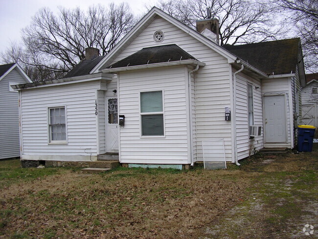 Building Photo - 1350 Clay St Rental