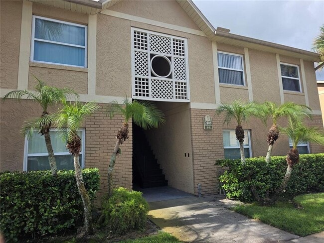 Building Photo - 2408 Barley Club Ct Unit 7