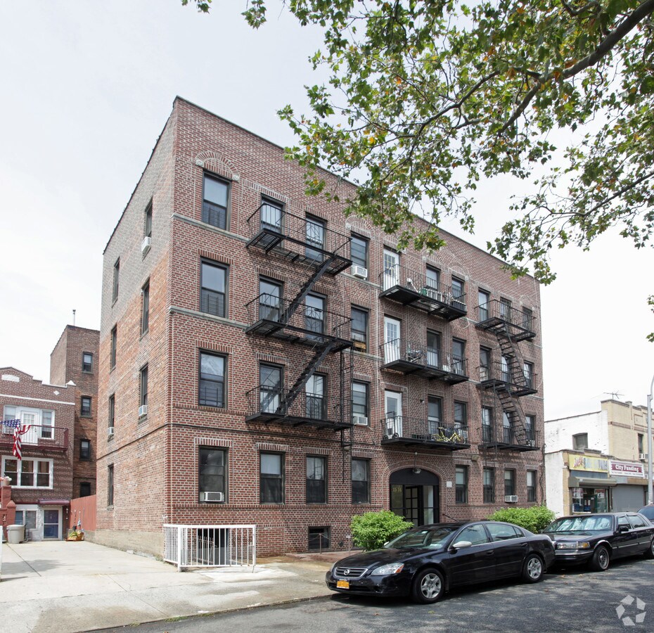 1514-1518 W 8th St - 1514-1518 W 8th St Apartments