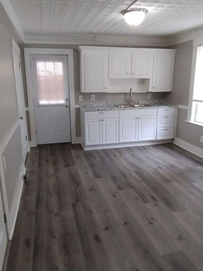 Building Photo - 26 North St Unit 1