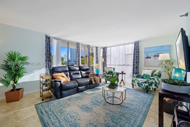Photo - 20515 E Country Club Dr Unit 348