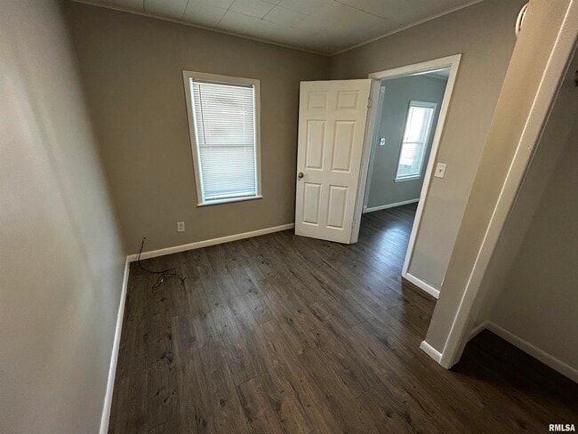 Photo - 1020 E Kansas St