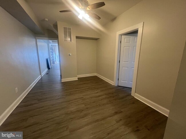 Photo - 3031 Shannon Dr