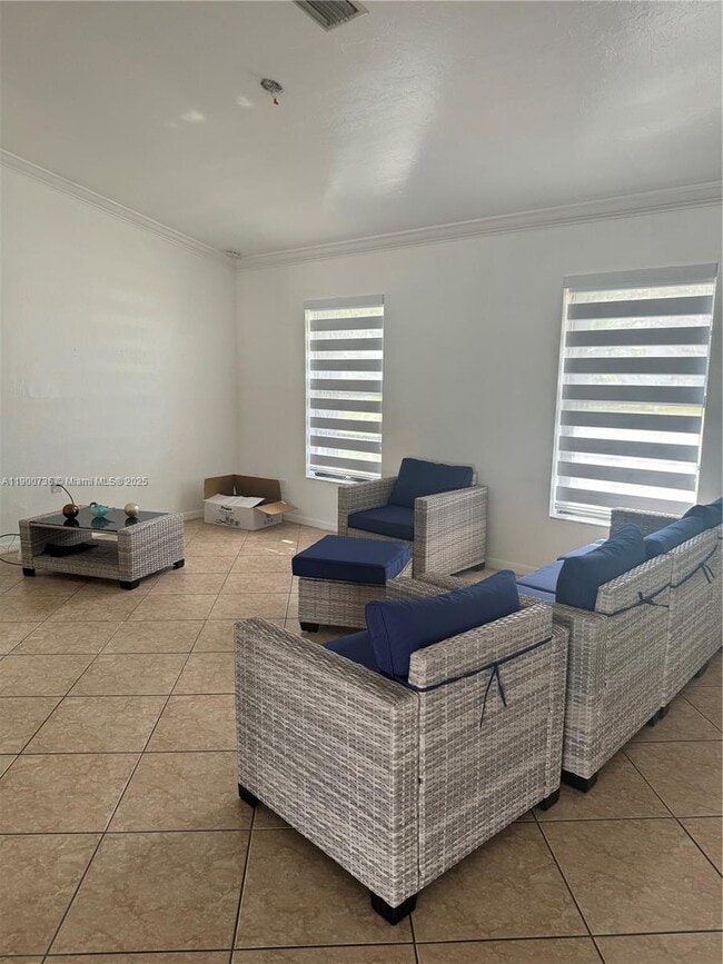 Photo - 609 SE 2nd St