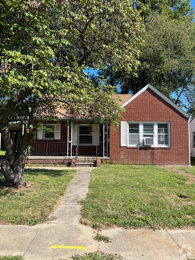 Building Photo - 2 BEDROOM HOUSE in Mt. Vernon...