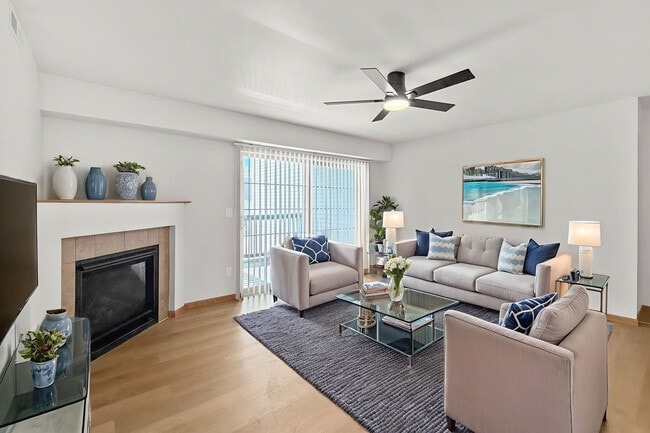 Living Room - Prairie Bend Apartments