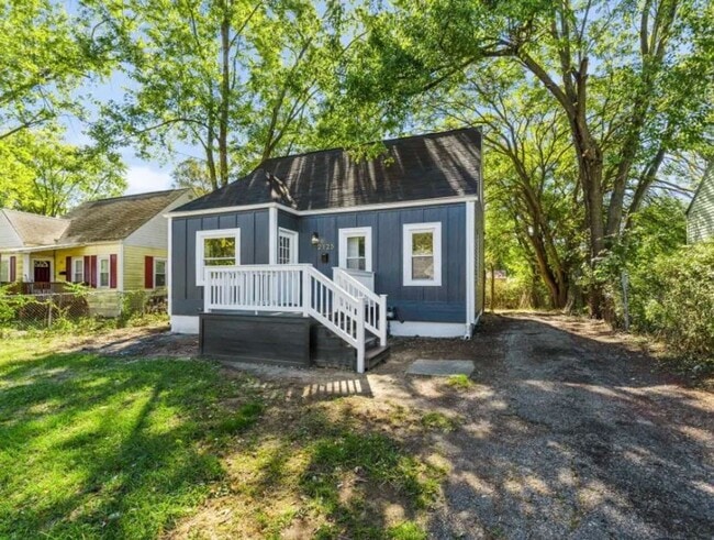 Photo - Cape Cod Style 3 Bedroom Home - Newly Remodeled All Throughout!