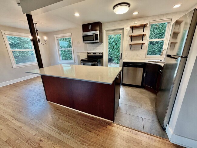 Charming Mid-Century Rambler in Magnolia AVAILABLE NOW! $4495