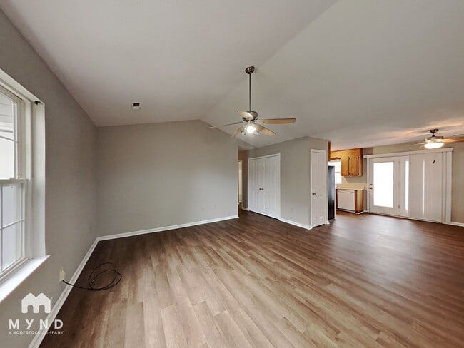 Photo - 545 Newell St NW