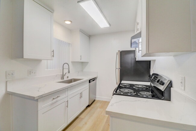 Photo - Valle at Canyon