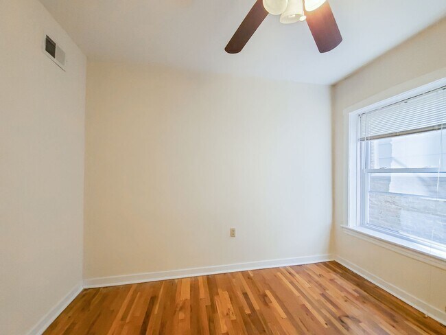 Photo - 3529 N Broadway St