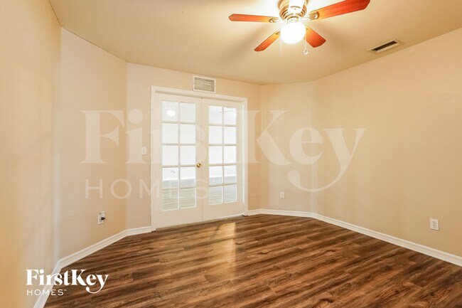 Photo - 2709 SW 4th Ave