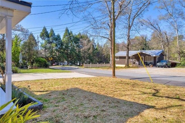 Photo - 315 Evans St