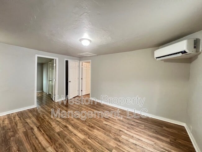 Photo - 322 Reed Ave