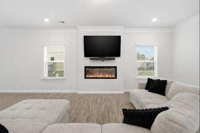 Photo - 3860 Pressley Ln