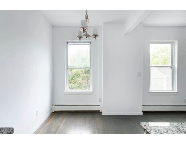 Photo - 144 Union St