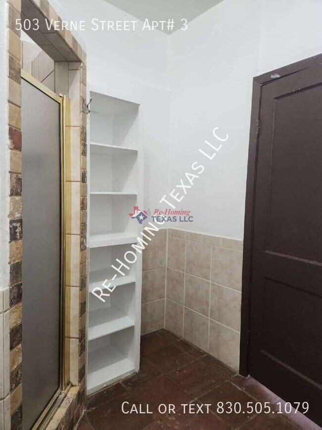 Photo - 503 Verne St Unidad # 3