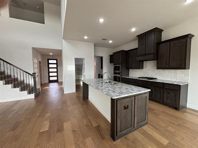 Photo - 1080 Canuela Way