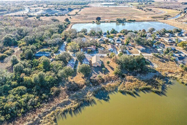 Photo - 114 E Northside Dr Unit 1