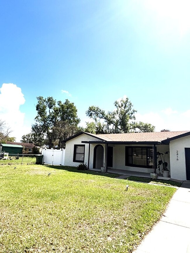 Photo - 3 Bedroom/2 Bath Fully Furnished Pool Home for Rent