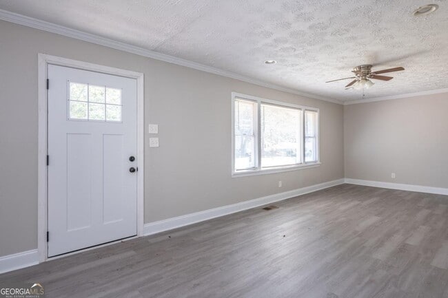 Photo - 2153 Burroughs Ave SE