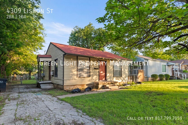 Photo - 4309 Lisbon St