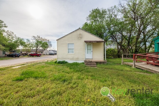 Photo - E Whitney Ln Duplex Unit 4301