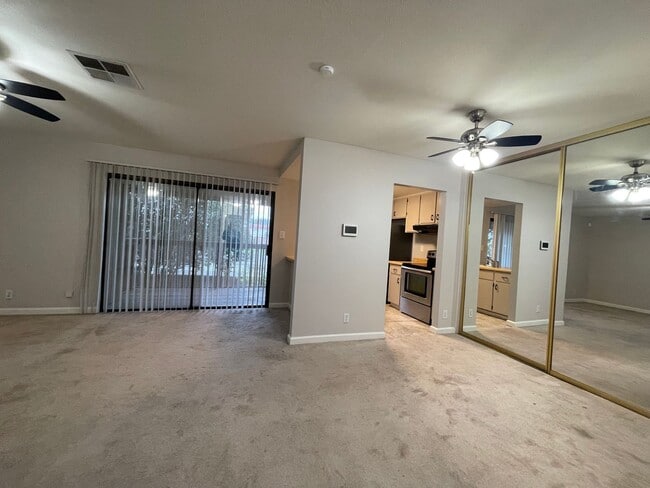 Photo - 2416 Shadow Ln