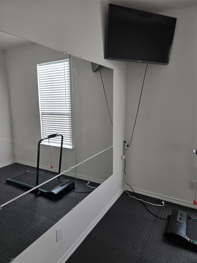 Photo - 2932 Desert Lily Ln