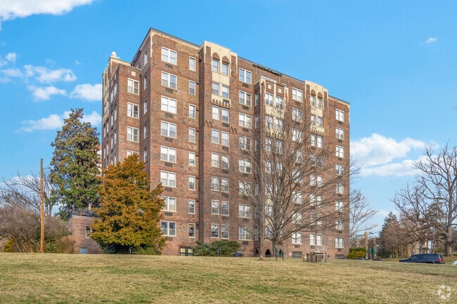 3900 Cathedral Ave NW - The Westchester Apartments