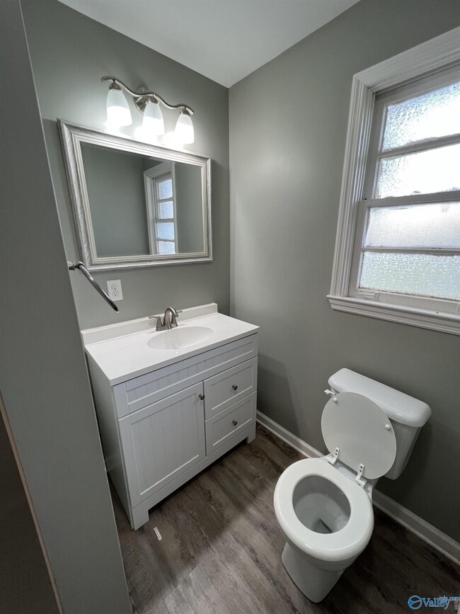 Photo - 12055 Lawngate Rd