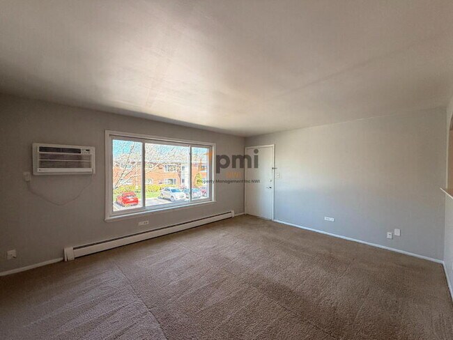 Photo - 111 Harrington Ave Unit Apt 8