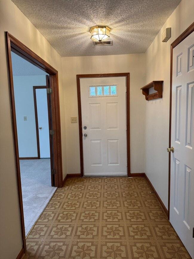 Photo - LANDSTOWN MEADOWS_Three Bedroom Ranch