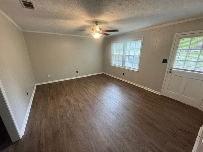 Photo - 204 Bonaventure Dr