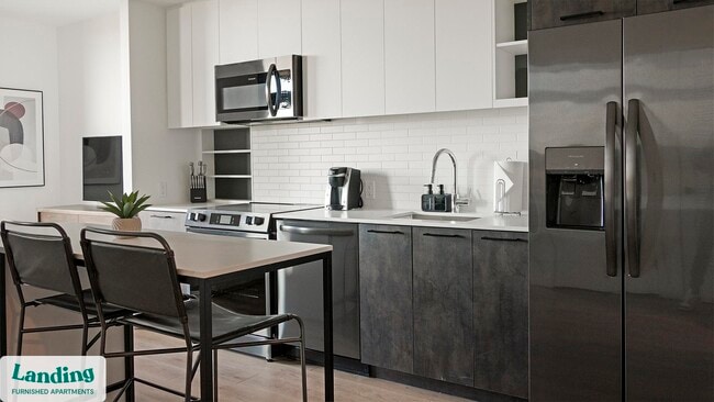 Photo - 632 Howard Rd SE Unidad 330