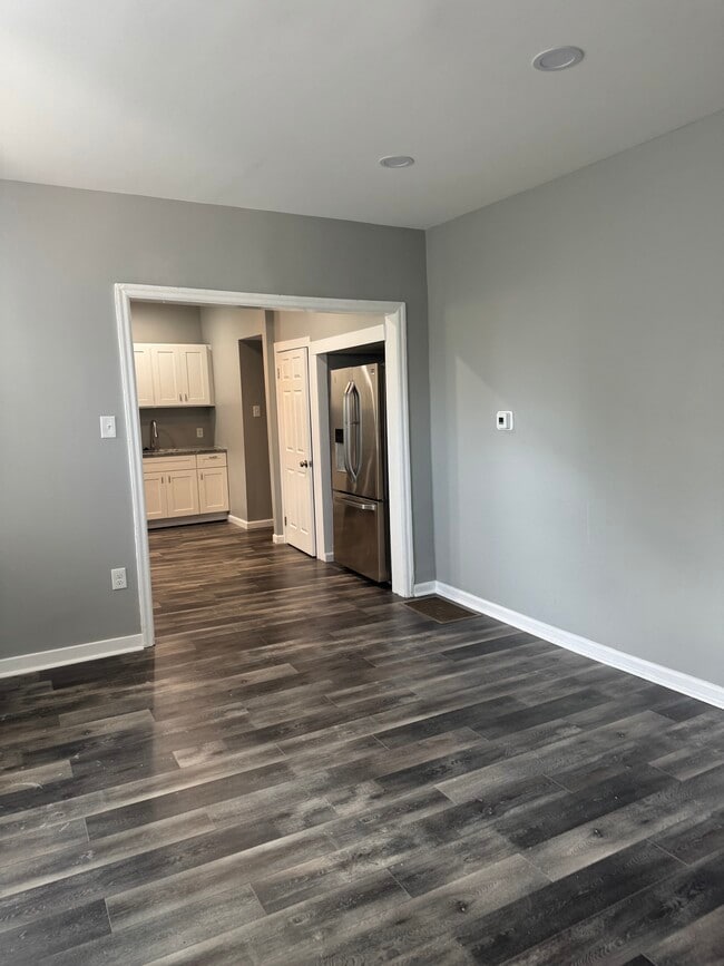 Building Photo - 1163 Morton Ave Rental
