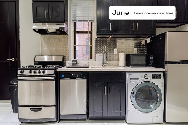 Room in Shared 4 bed/1.5 bath home in Upper West Side