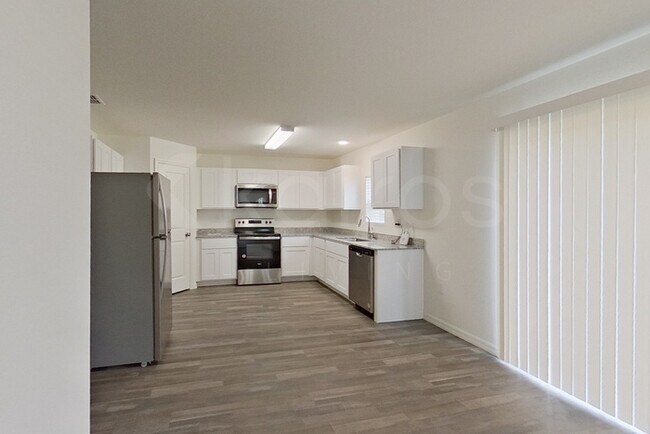 Photo - 18268 Wintergarden Ave